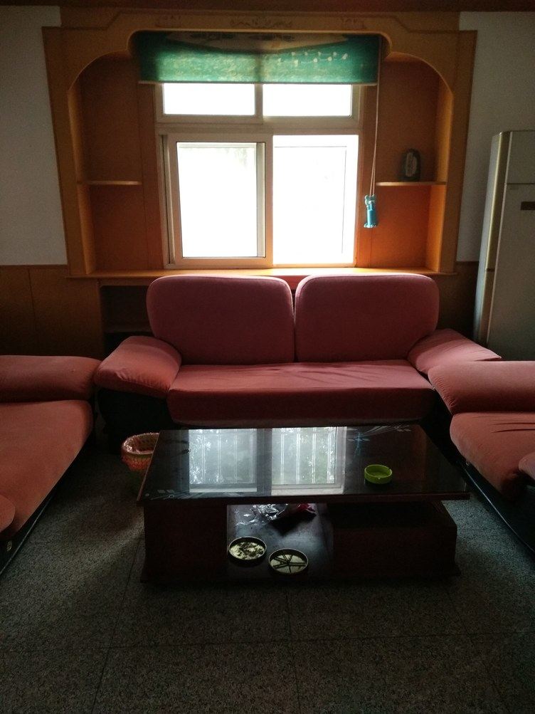 两室一厅房