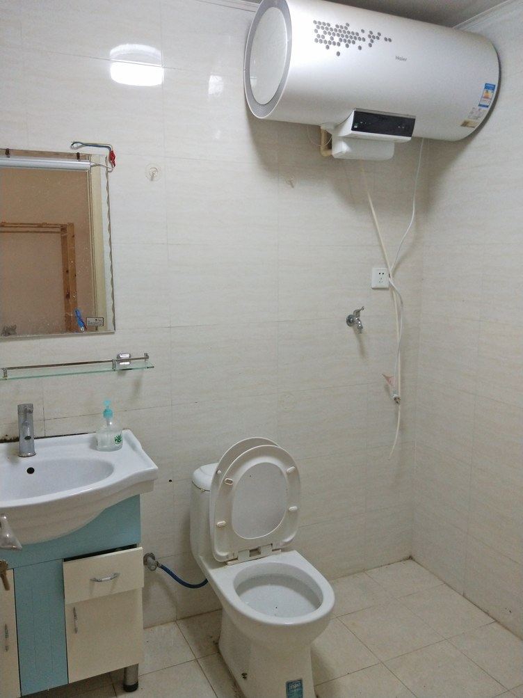 爱丽丝
