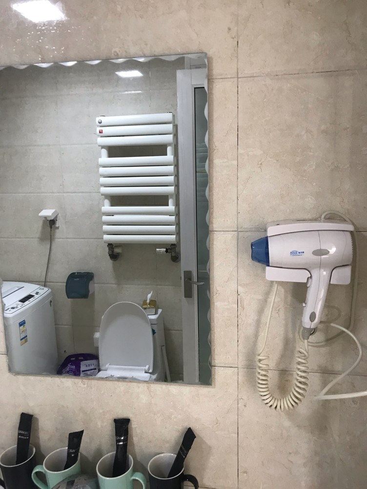 两室一厅