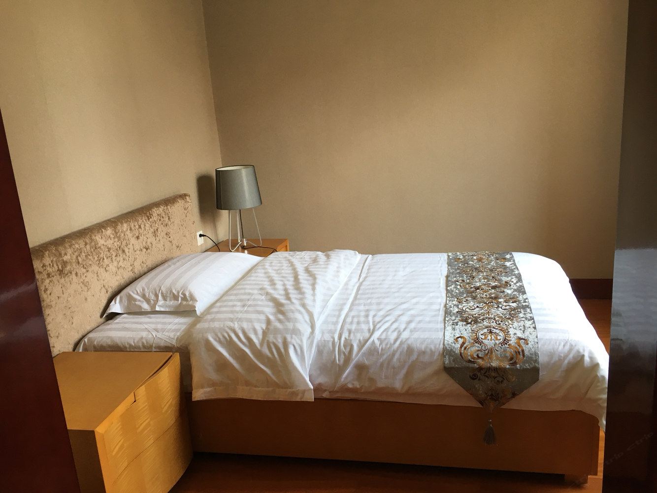 三室三厅