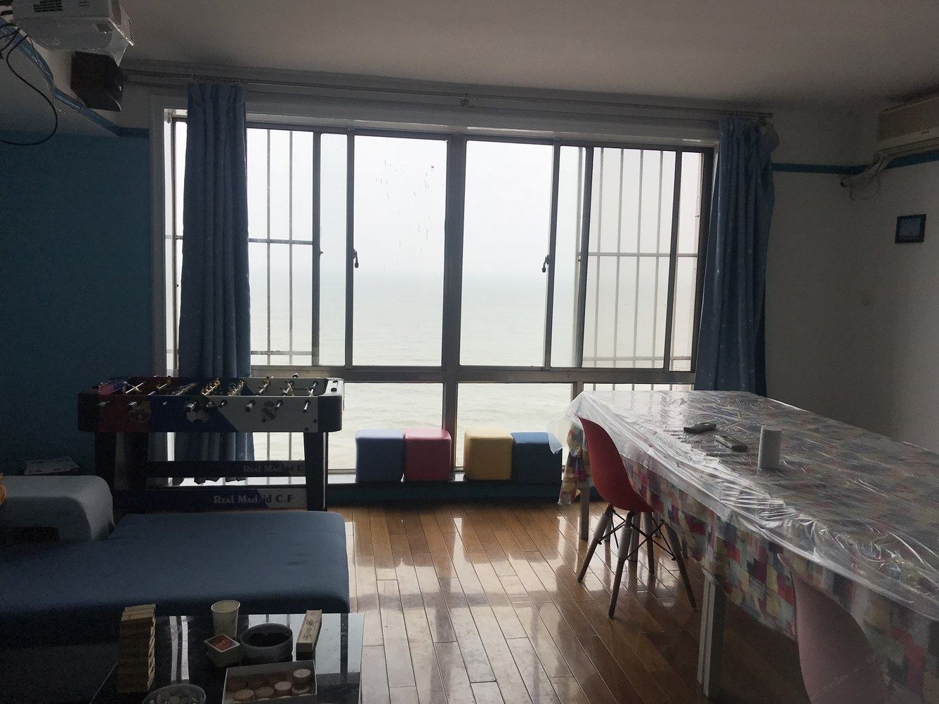 地中海风情三室二厅