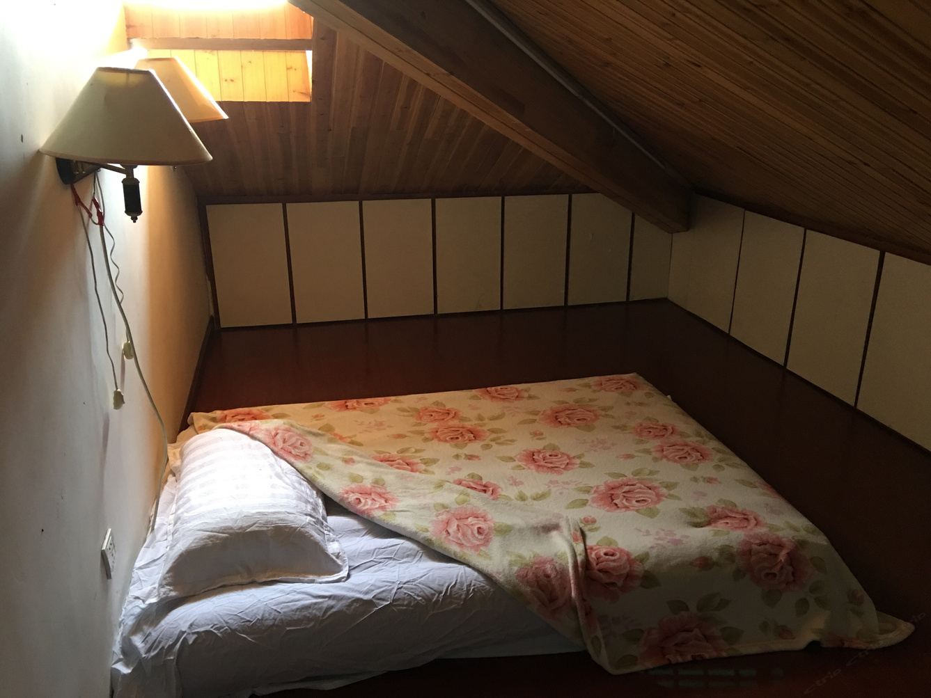 舒适山景三室一厅套房