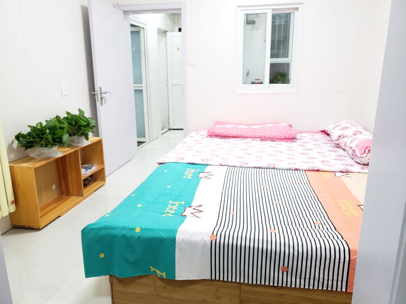 美景三室三床房