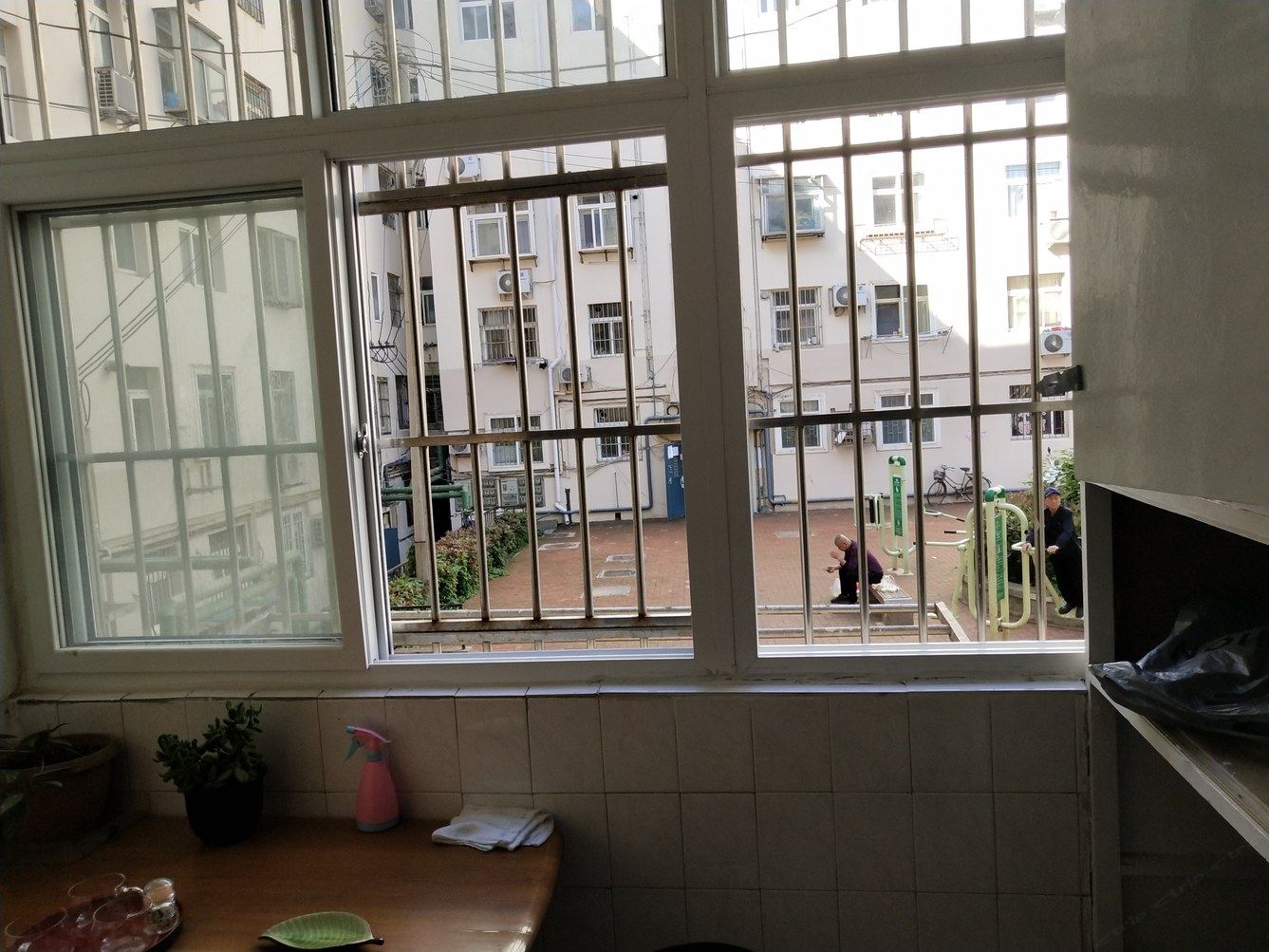 雅居一室二床房