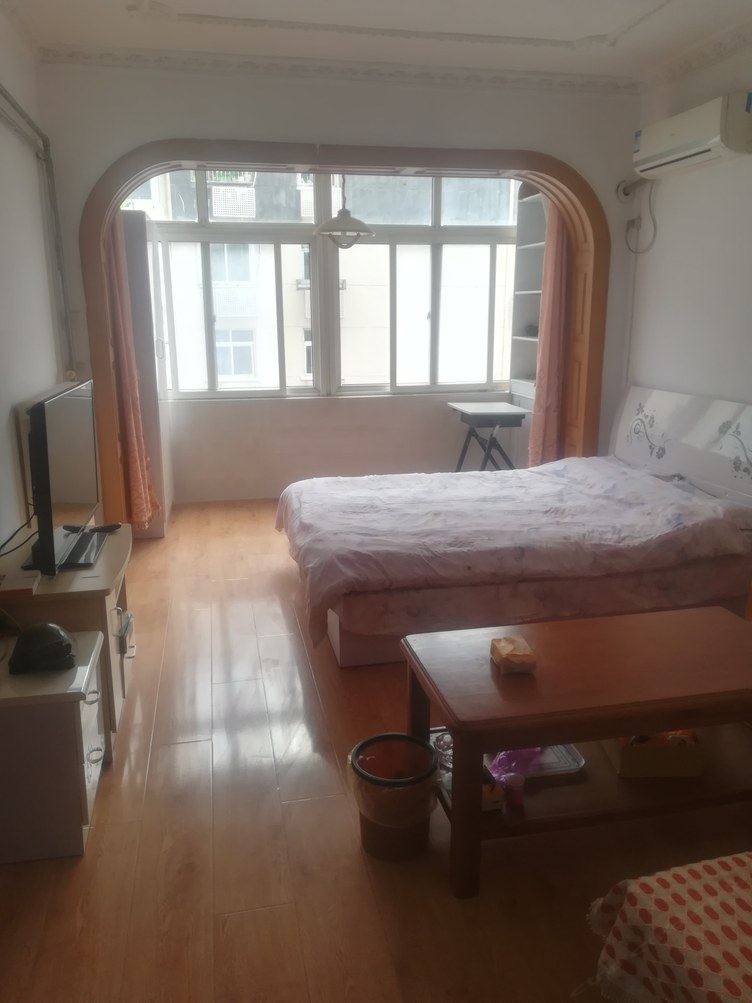 精致一室大床房