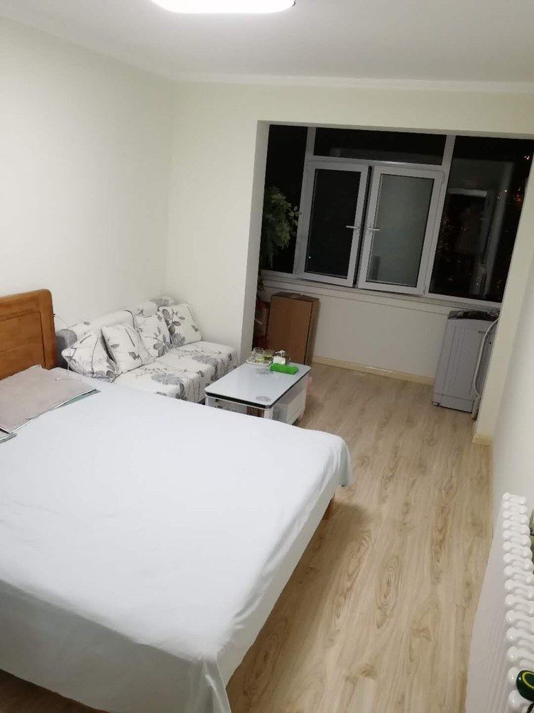 精装二室大床房
