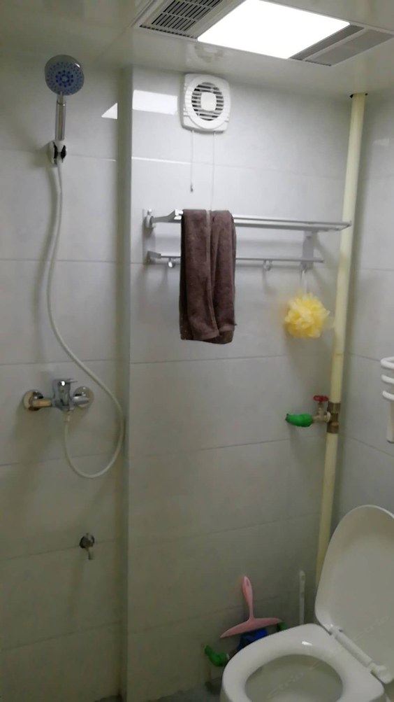 精装二室大床房