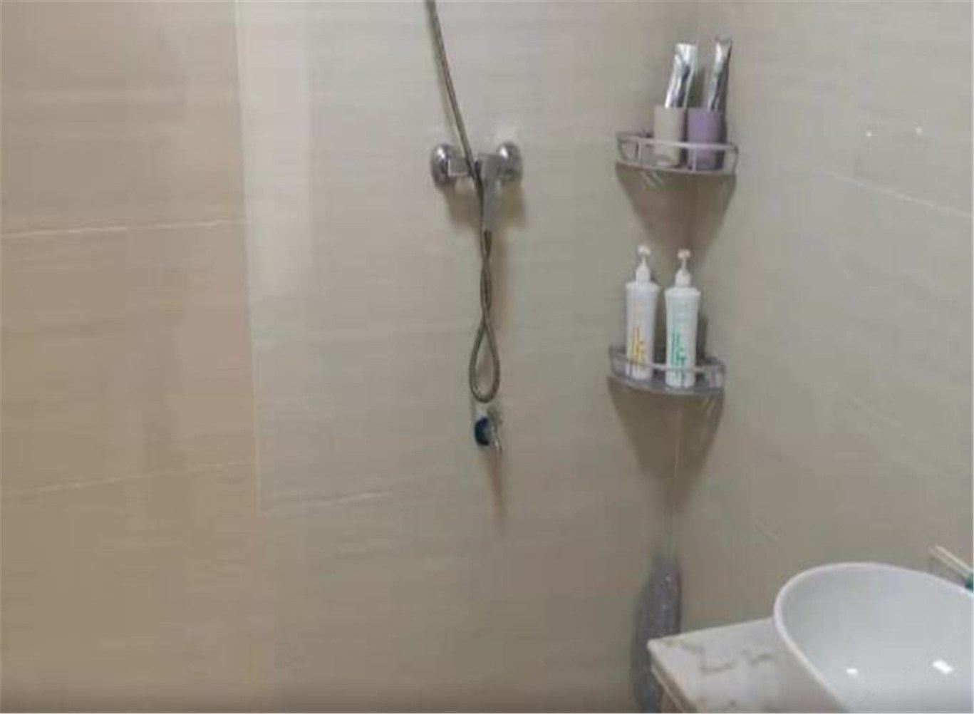 简约一室二床房