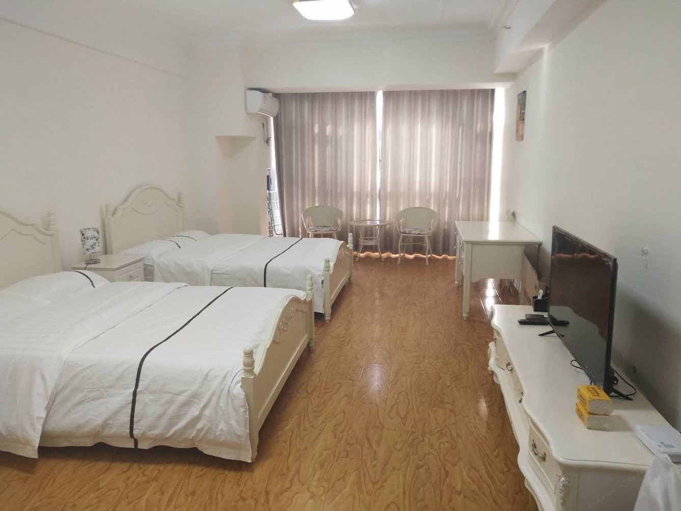 一室大床房