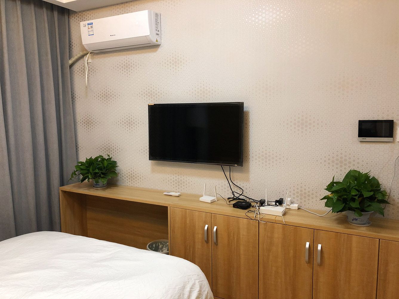 一室大床房