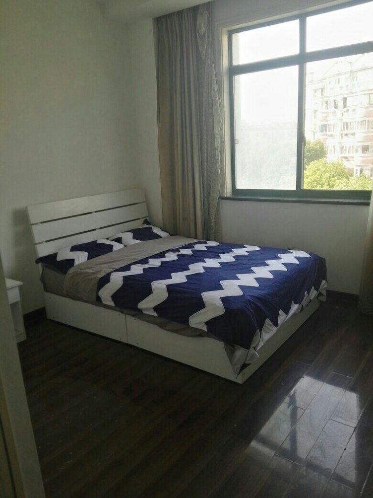 南京沙拉好难吃公寓