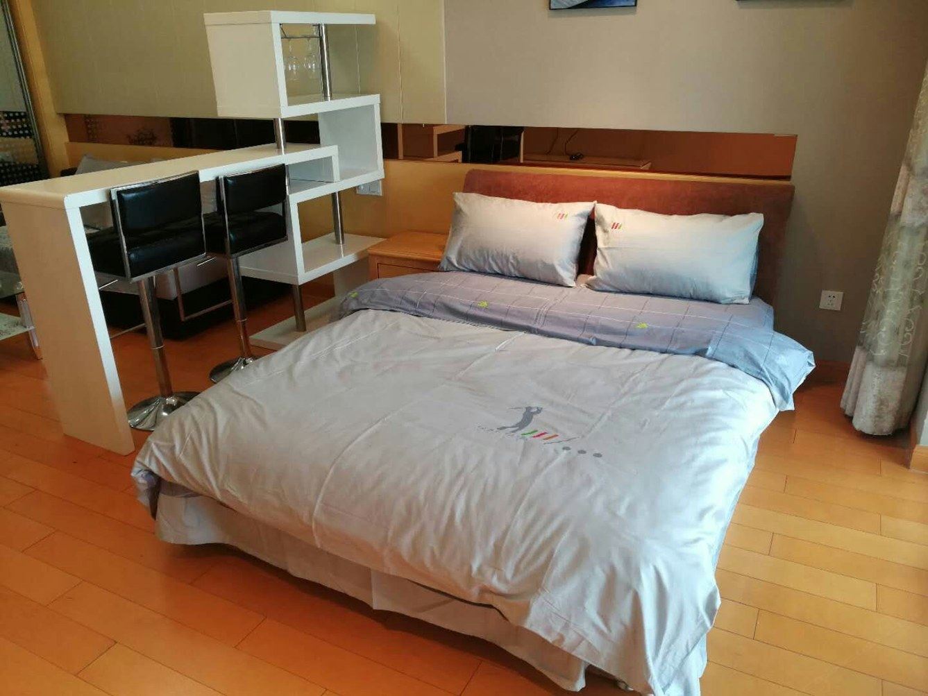 一室大床房