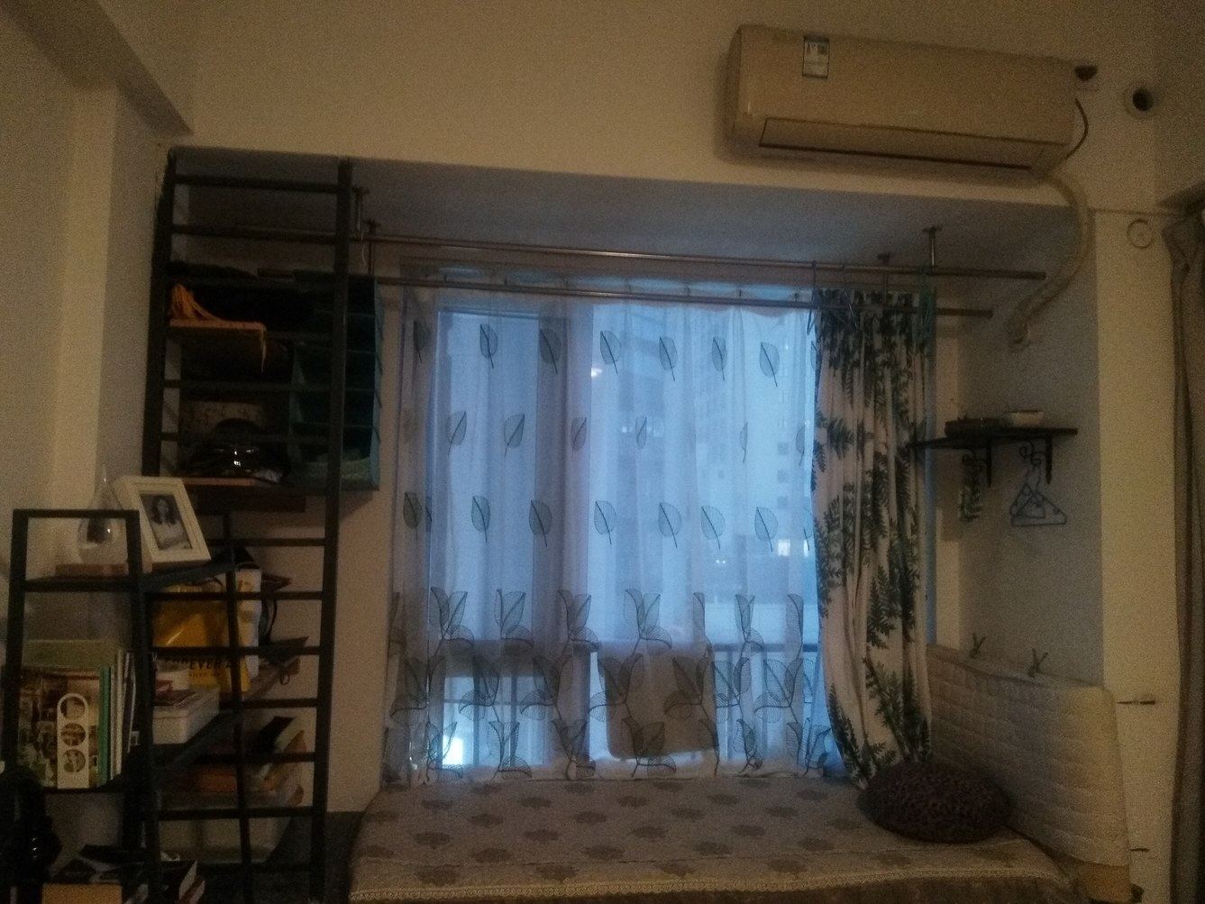 欢乐一室大床房