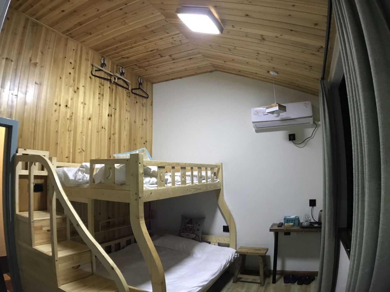 杭州一榻湖途客栈(姚家村分店)