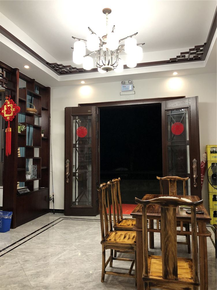 阳台大床房