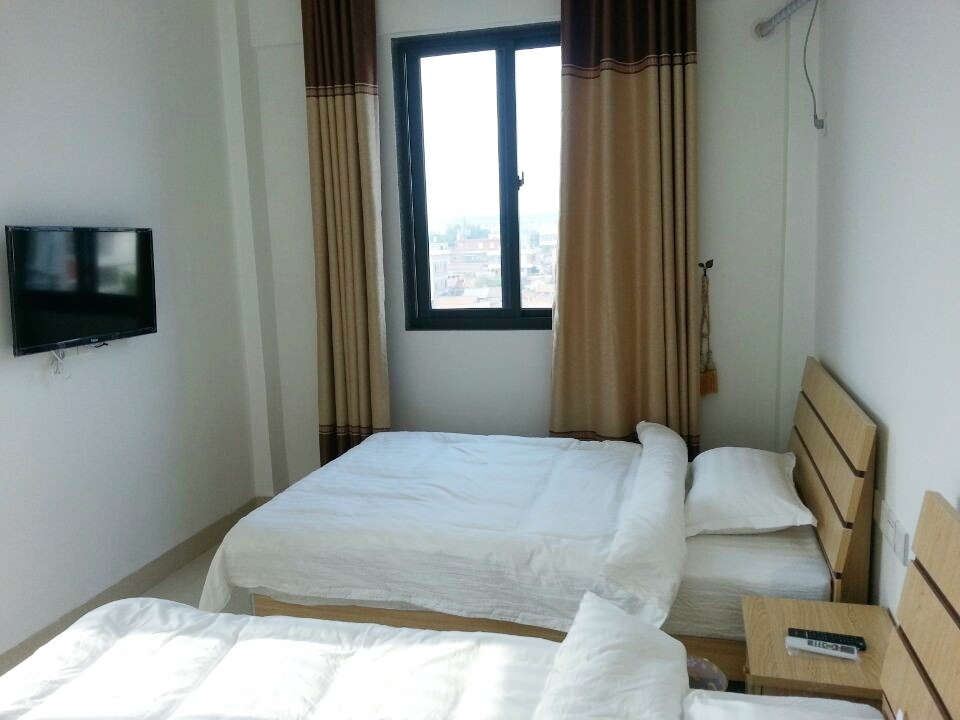 标准双床房