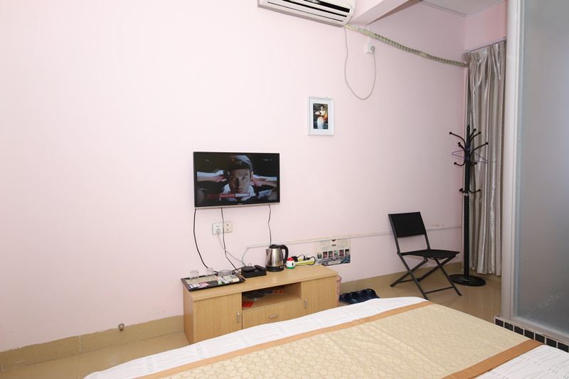 舒适大床房