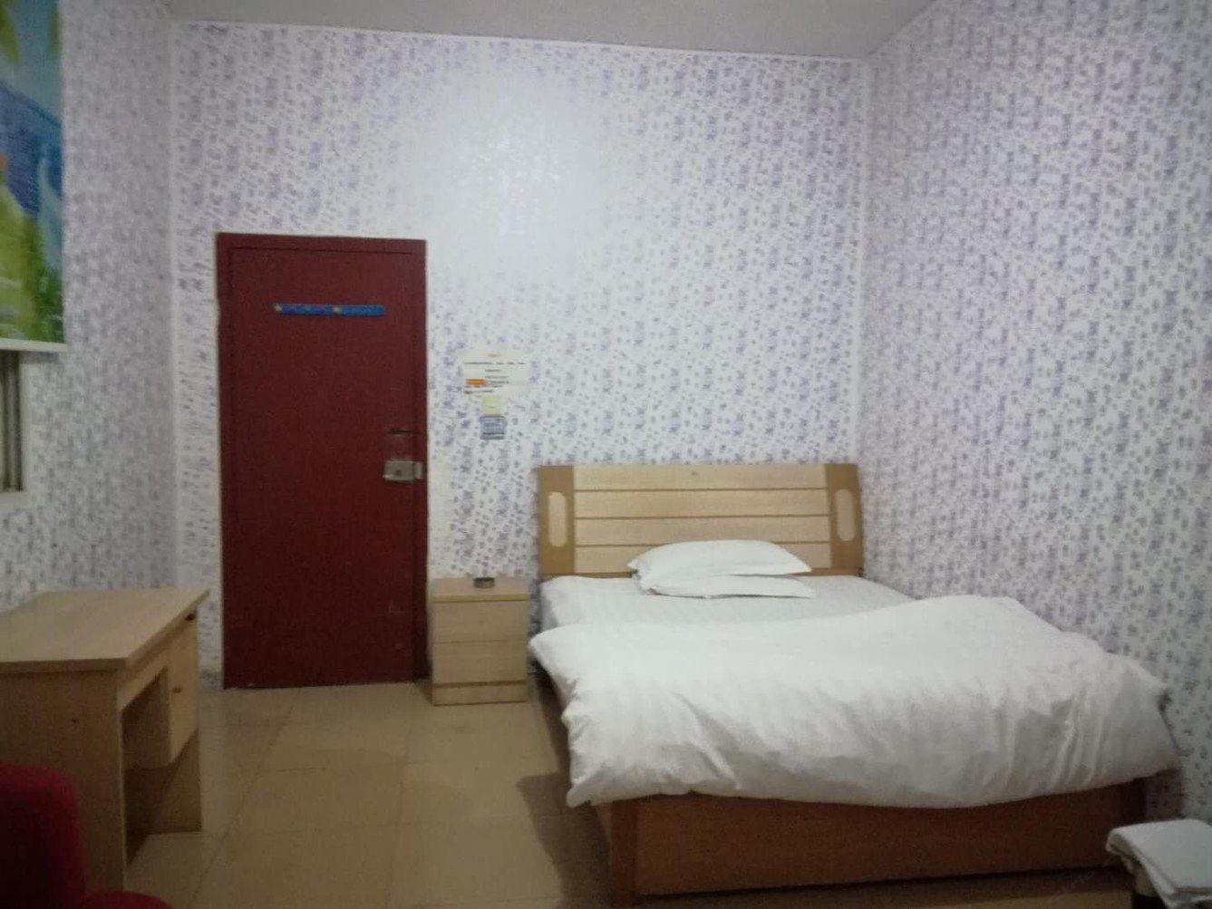 舒适大床房