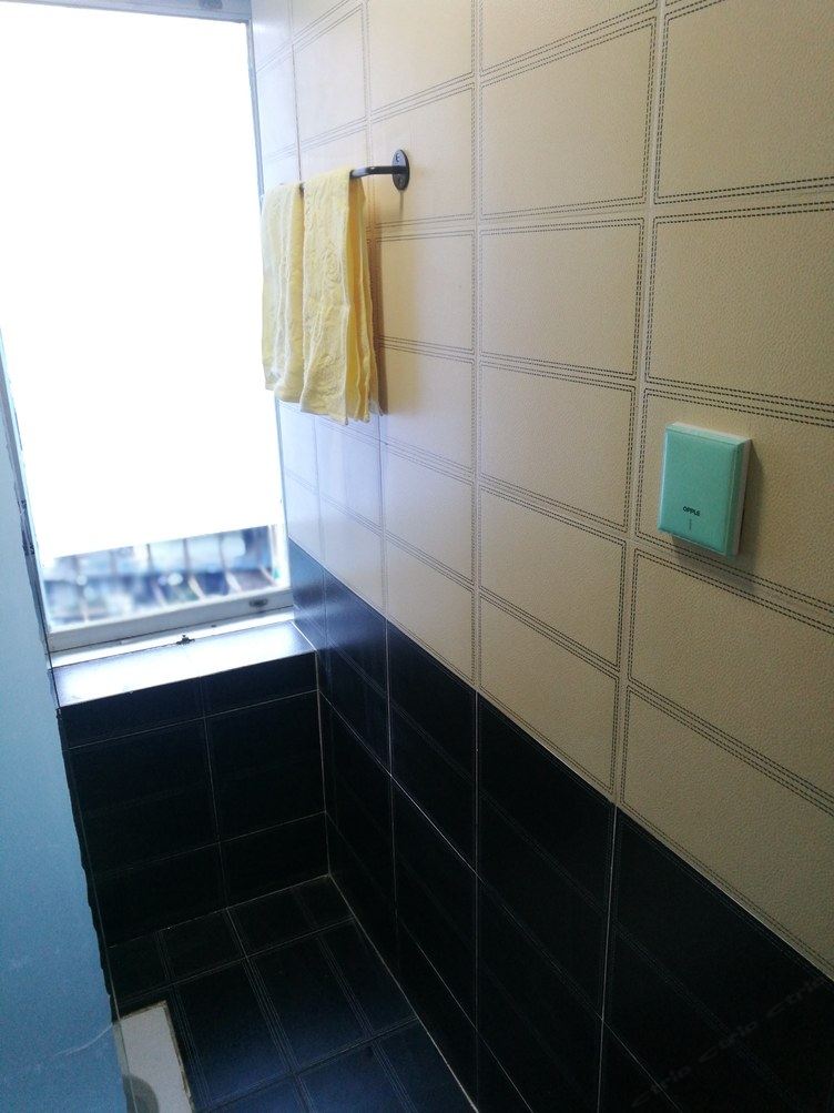 欢乐一室大床房