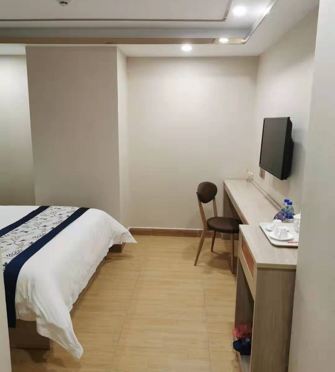 雅致大床房
