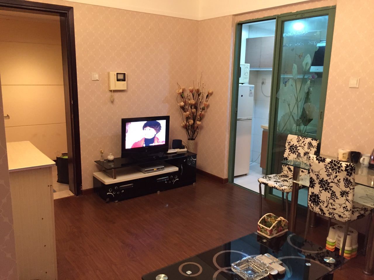两房一厅