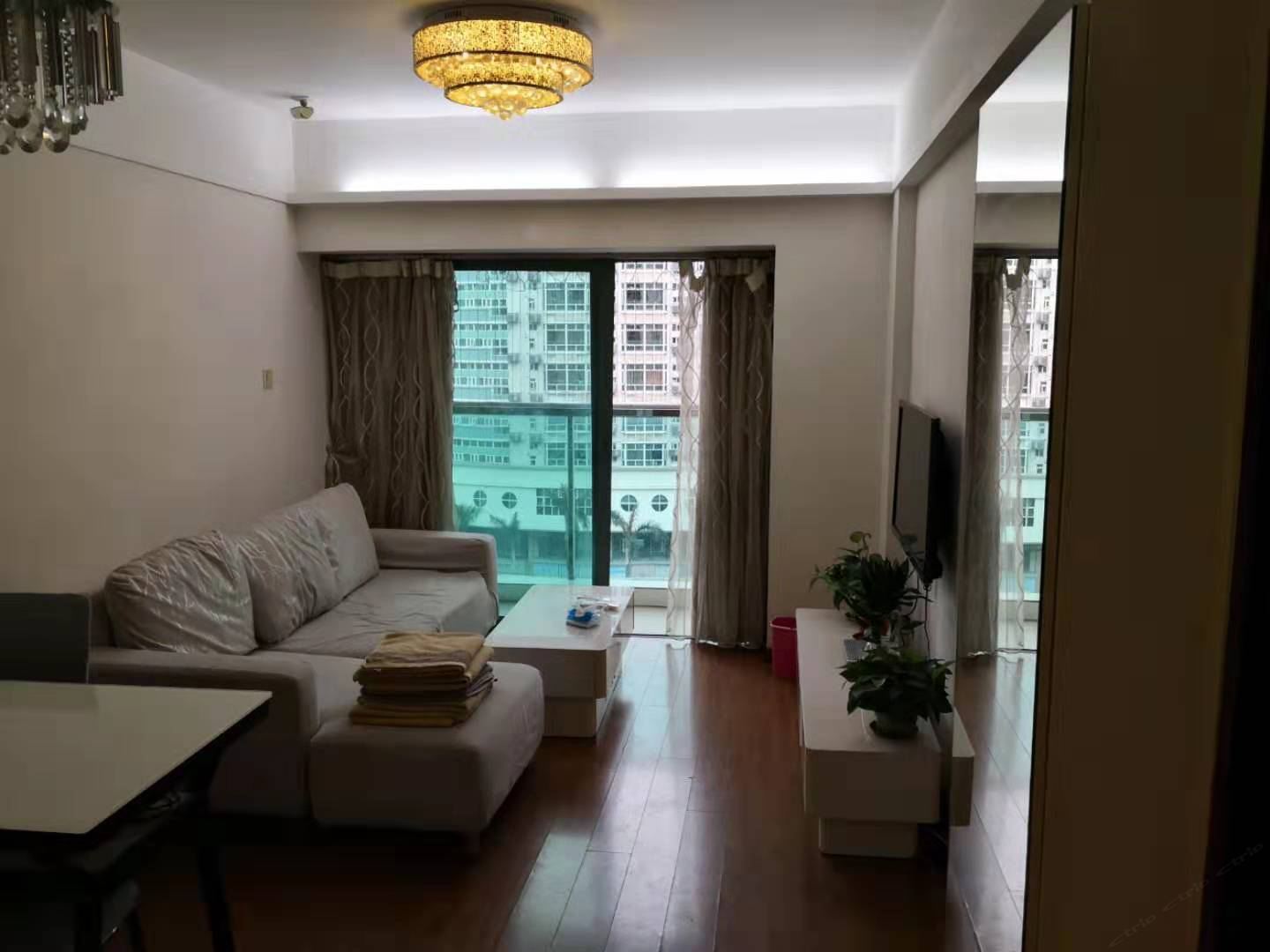 两房一厅