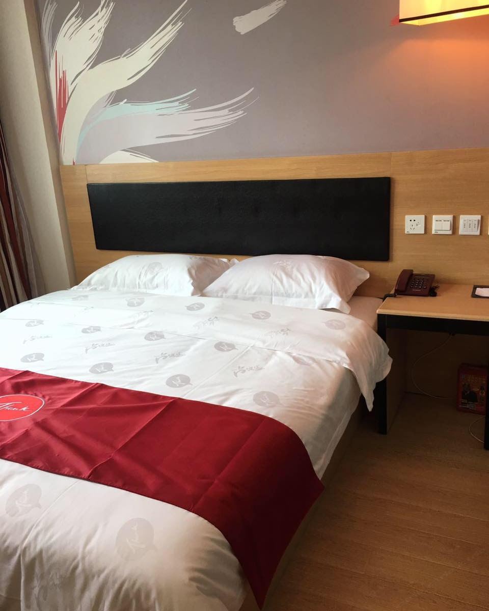 标准大床房