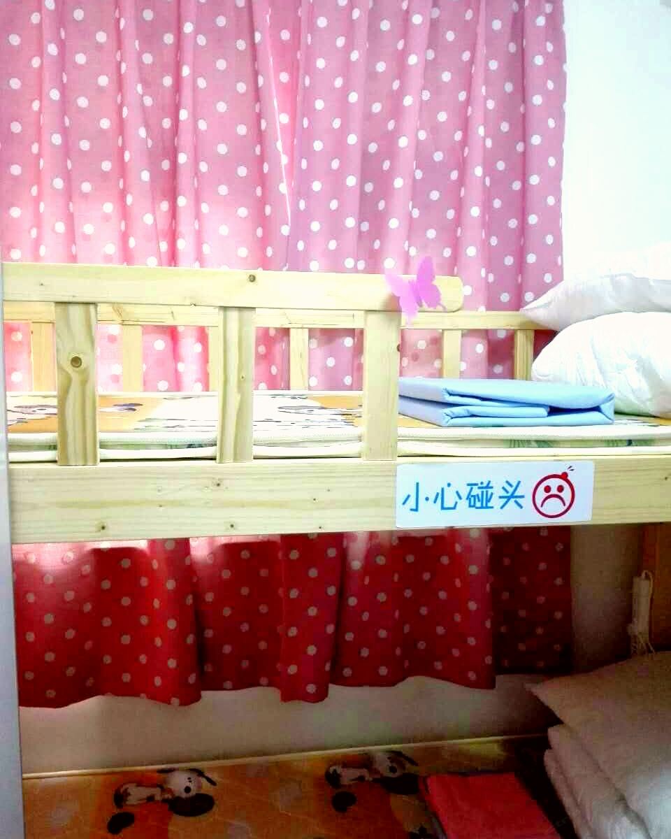 女生深睡六人间