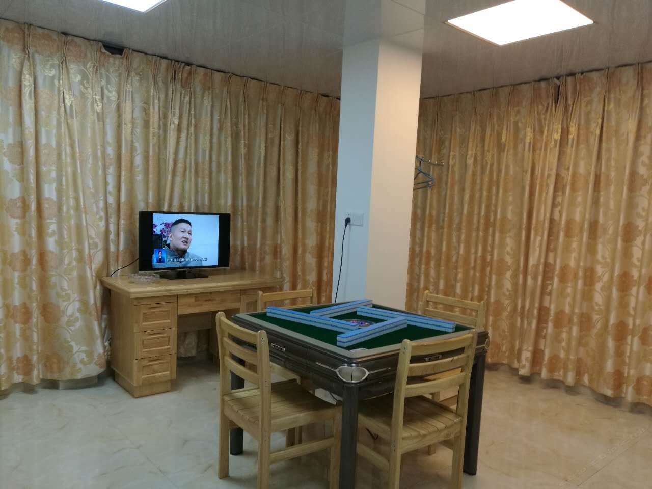 商务麻将房