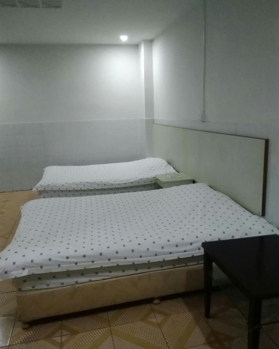 双人间