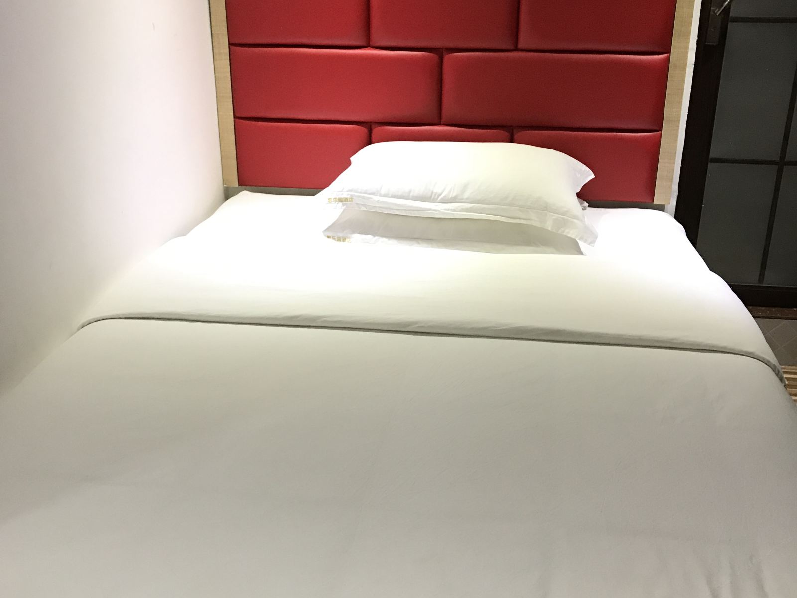 标准单人房(无窗)