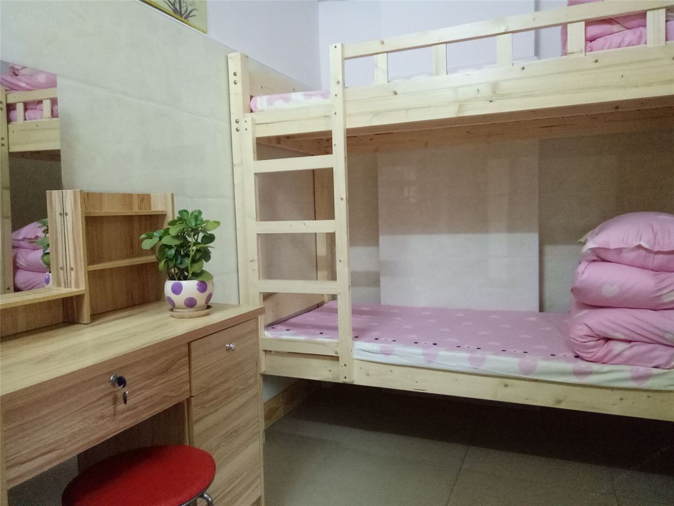女生空调6人间
