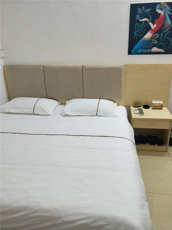 标准大床房