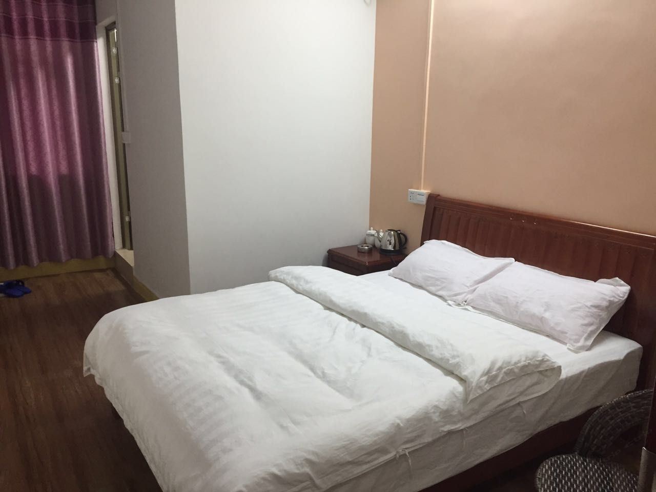 豪华大床房