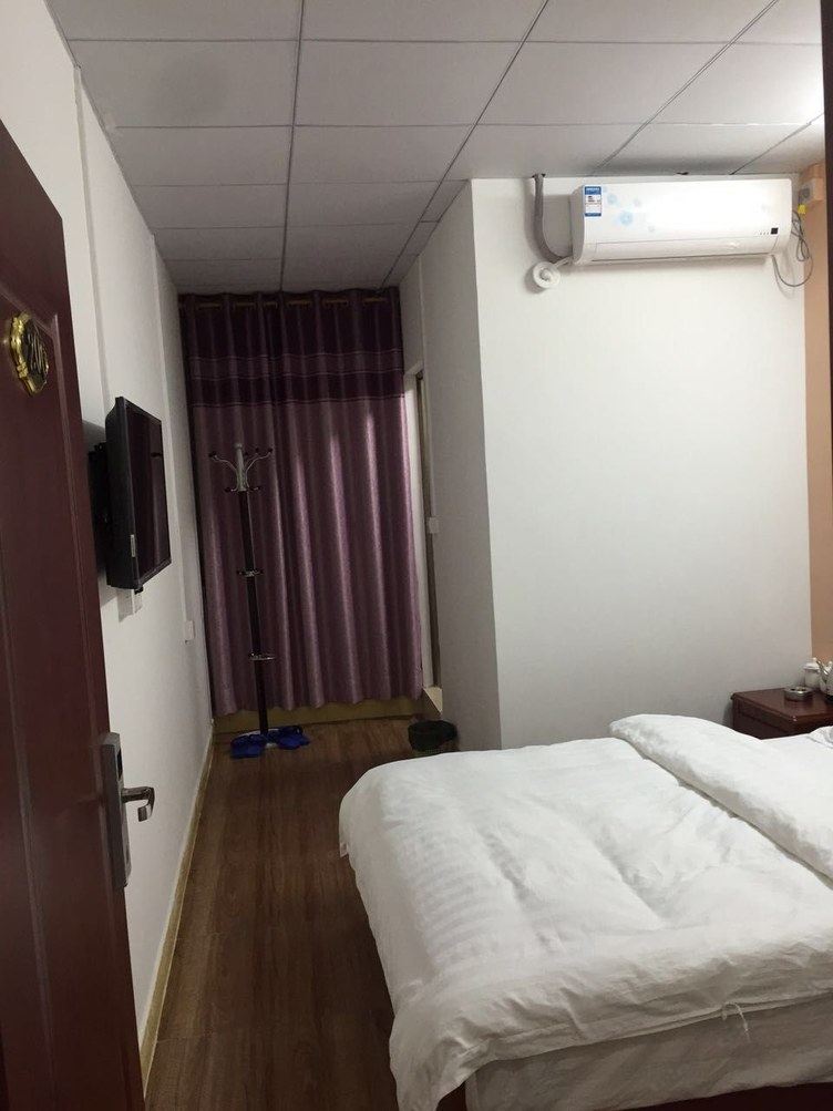 豪华大床房