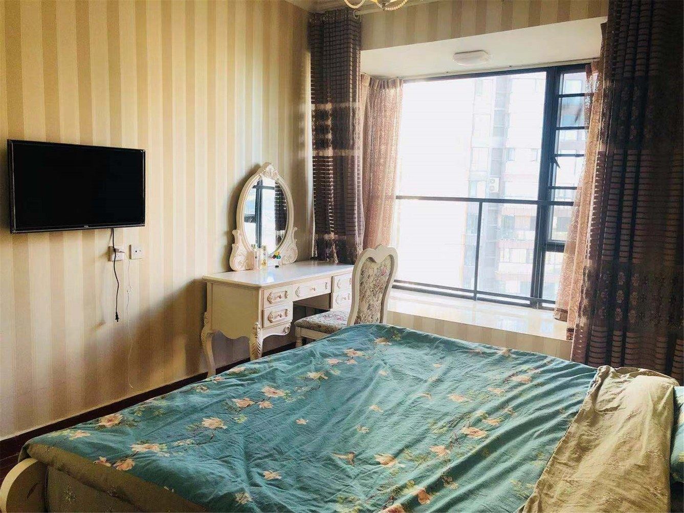 精致舒适三室一厅套房