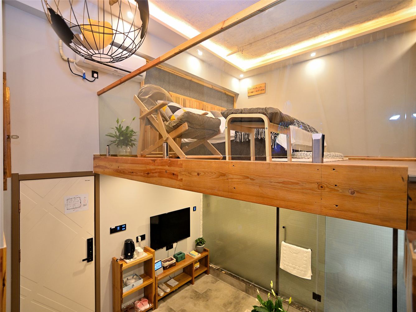 标准loft一室一厅套房