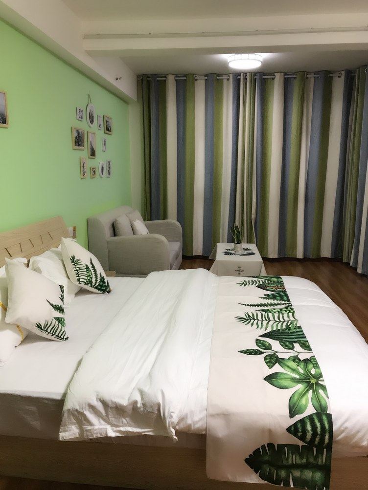 温馨大床房