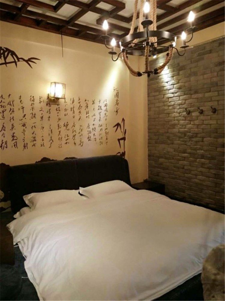 豪华大床房