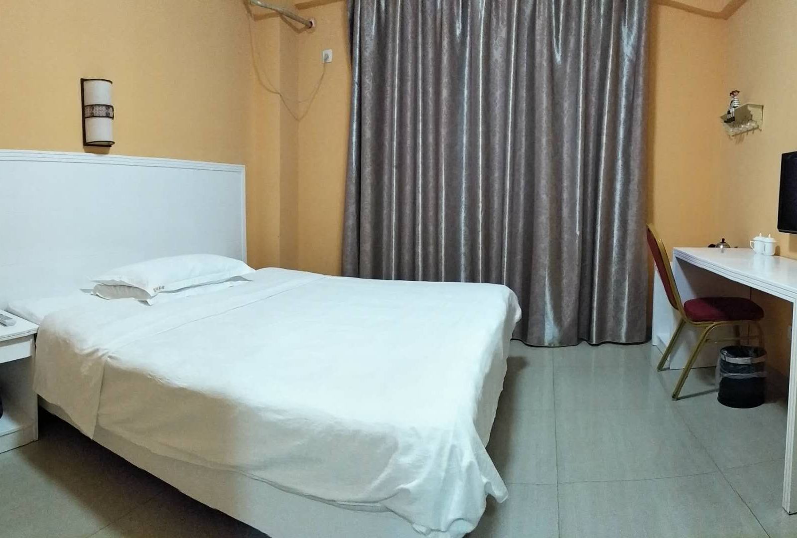 舒适大床房