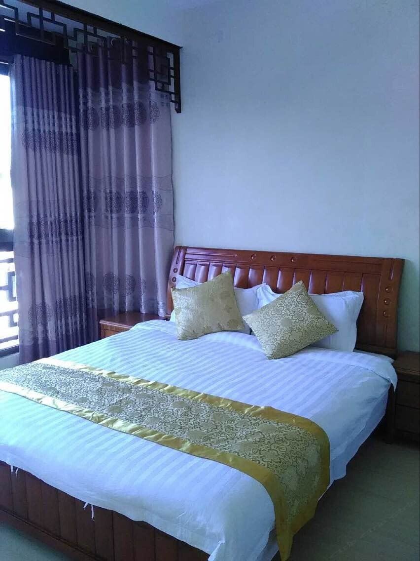 沿河景观大床房