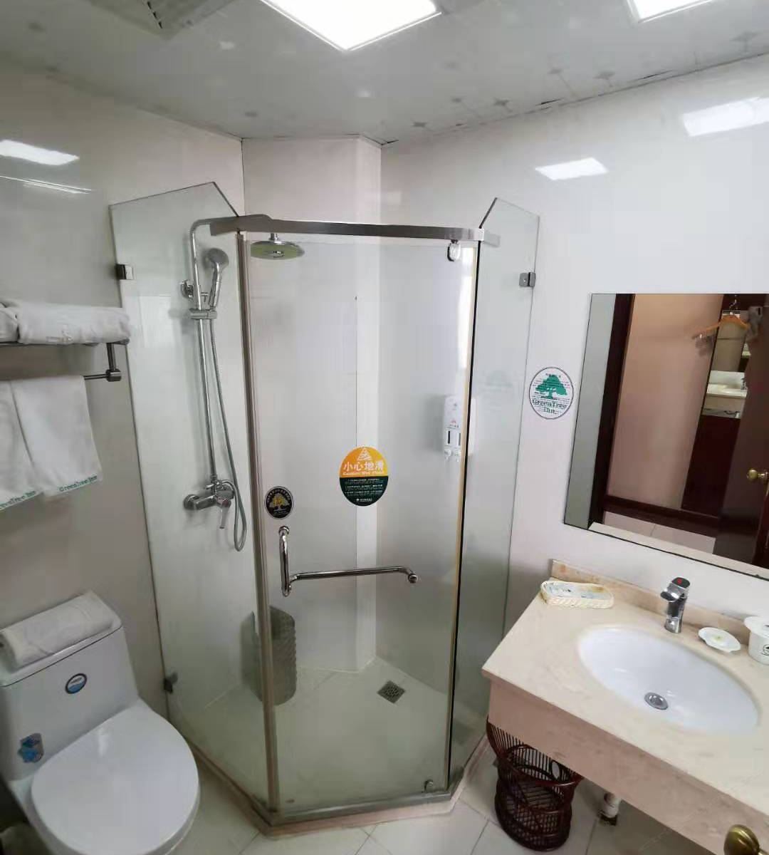 1.5米大床房