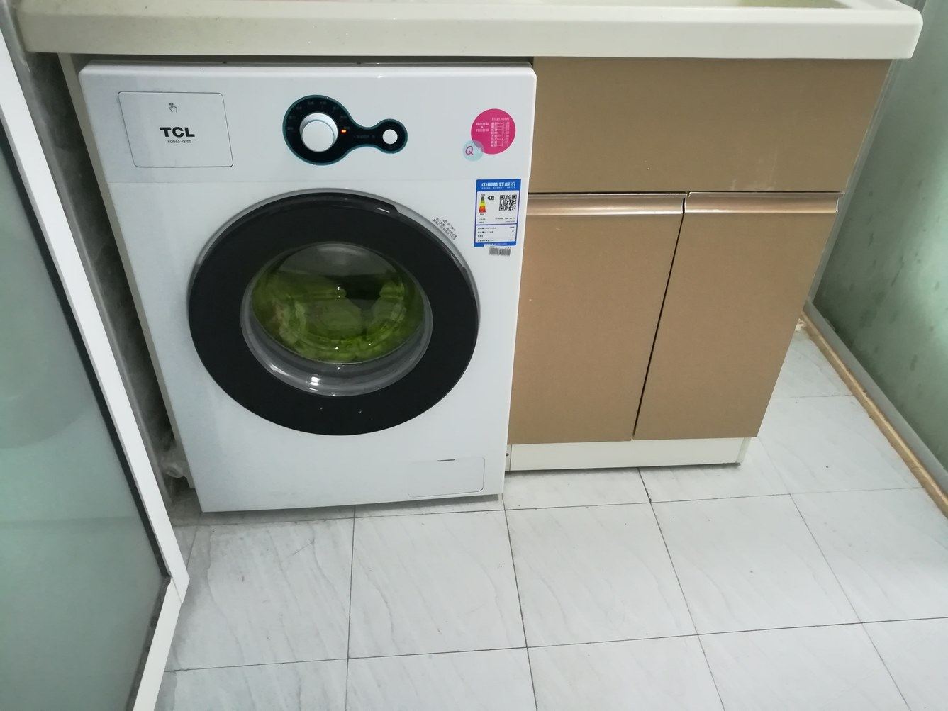 一室单床房(无窗)
