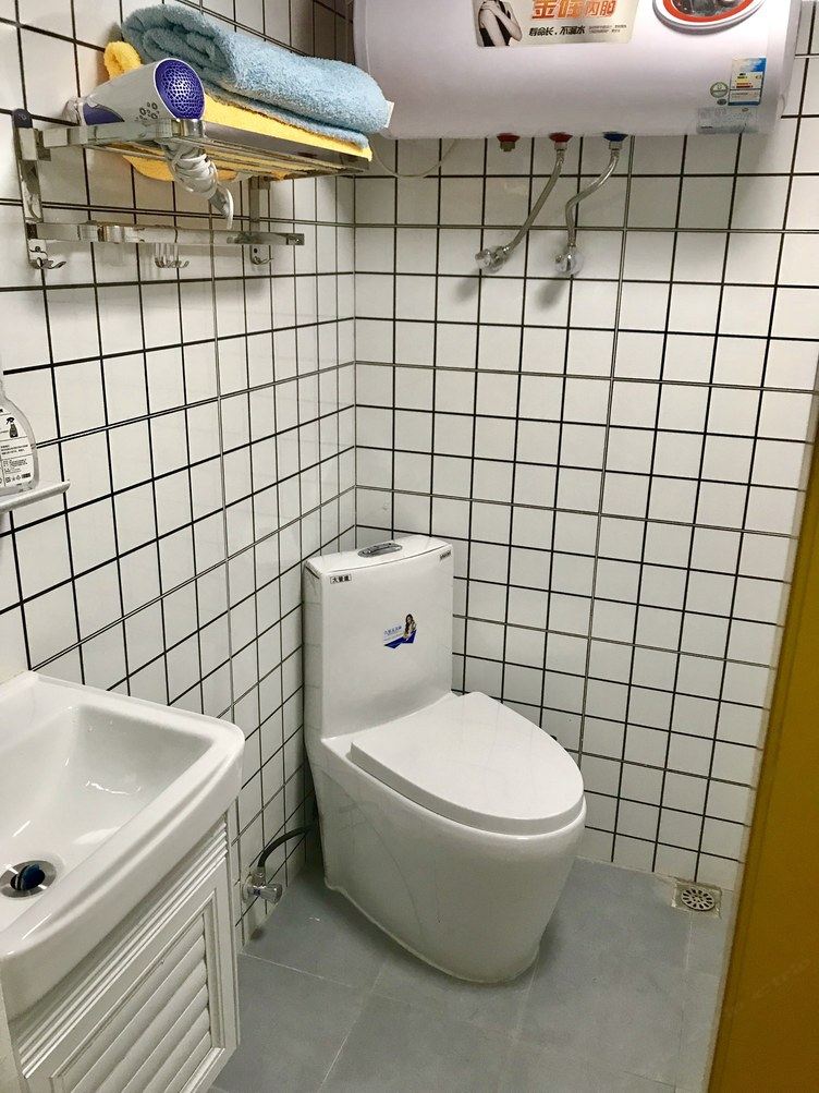 温馨一室一厅套房