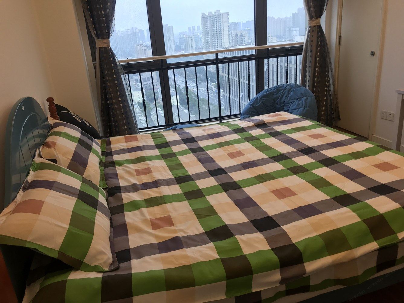 欧式风格一室大床房