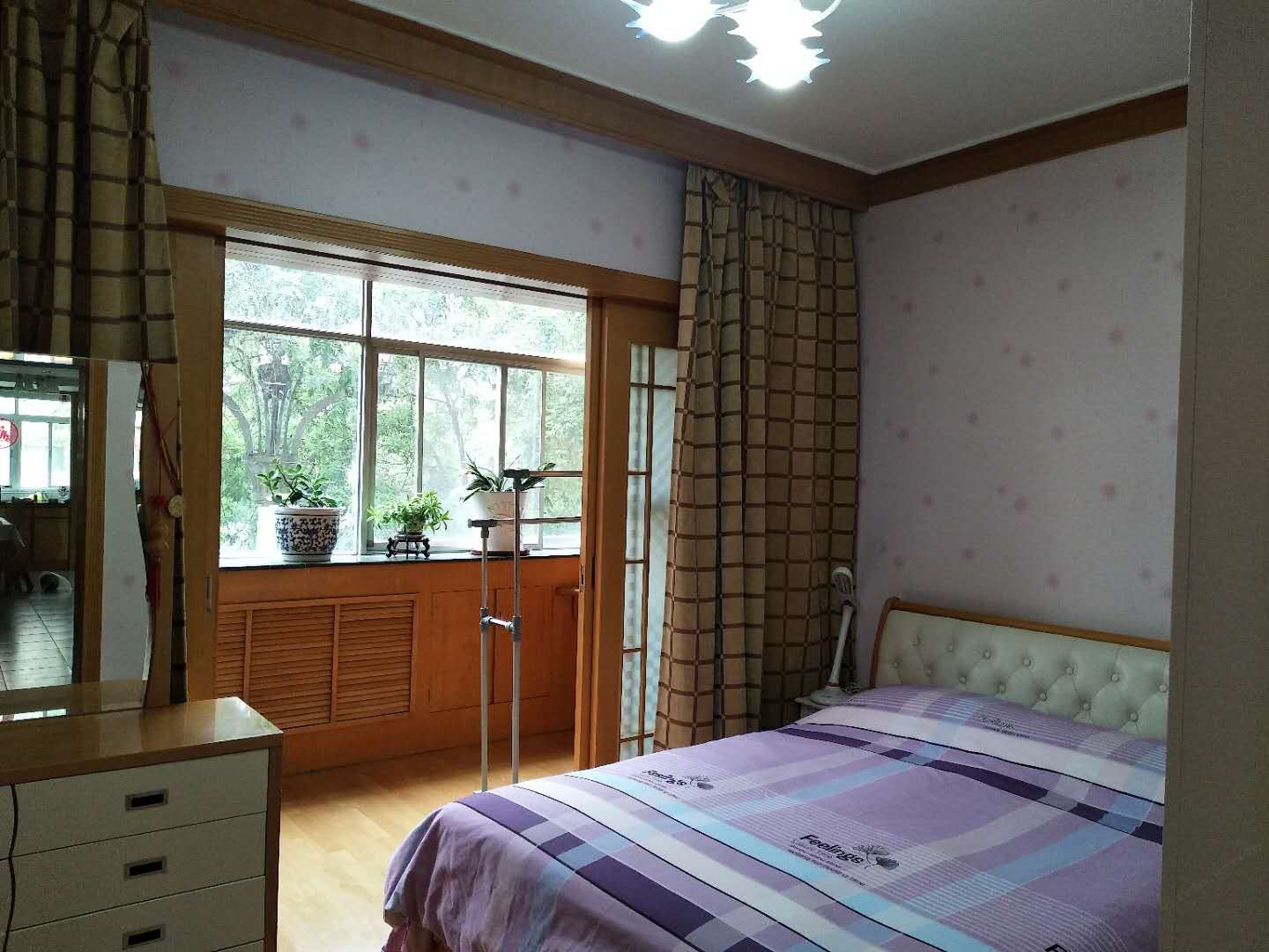 三室两厅套房