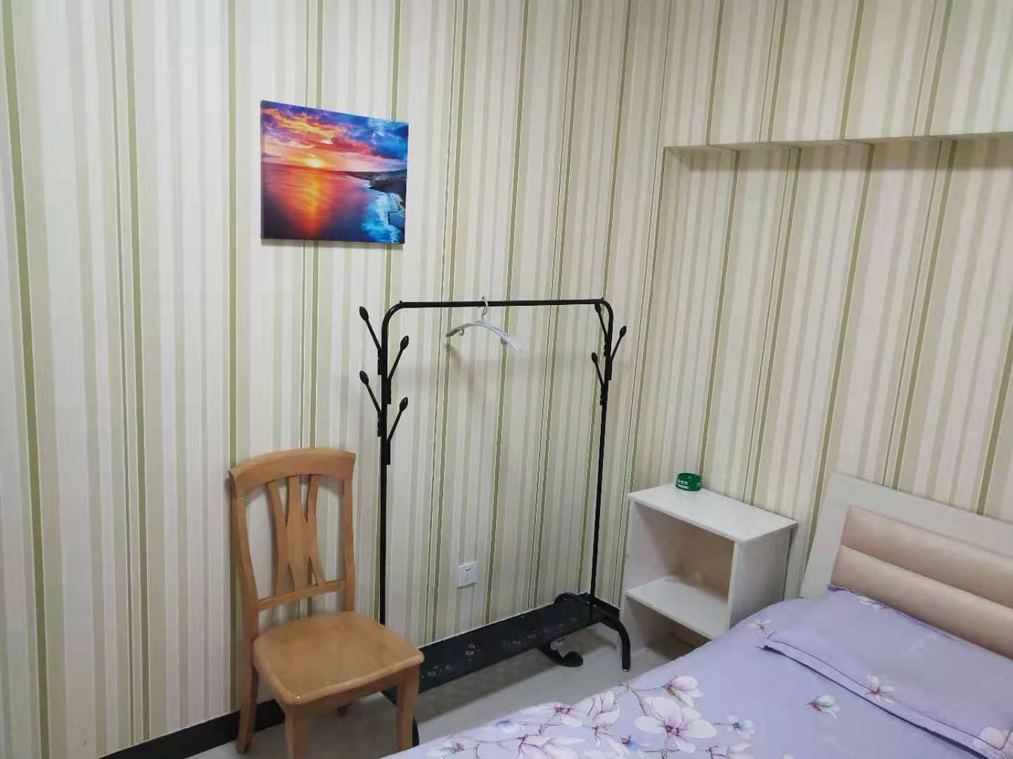 经济大床房(公共卫浴)