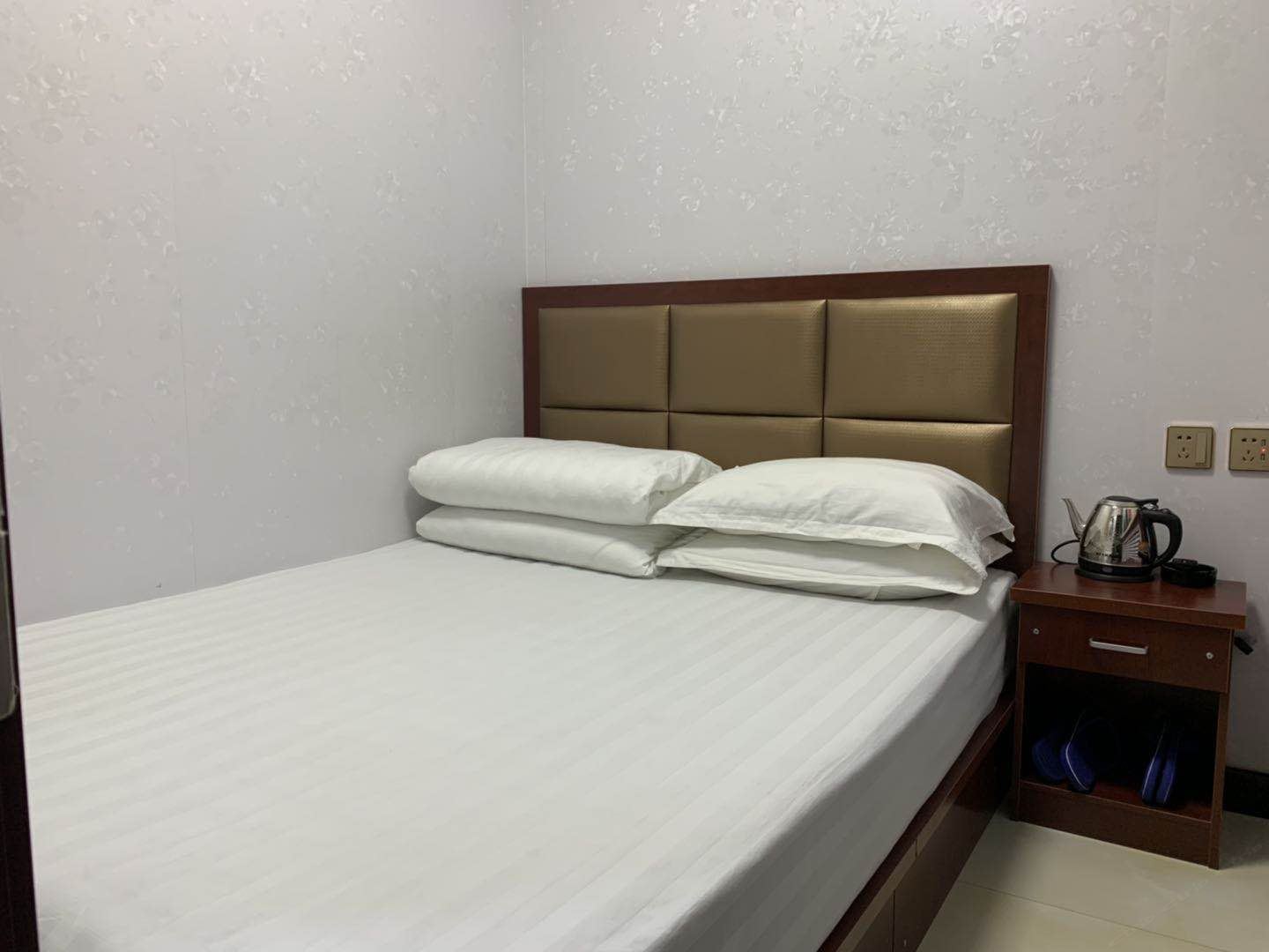 标准大床房