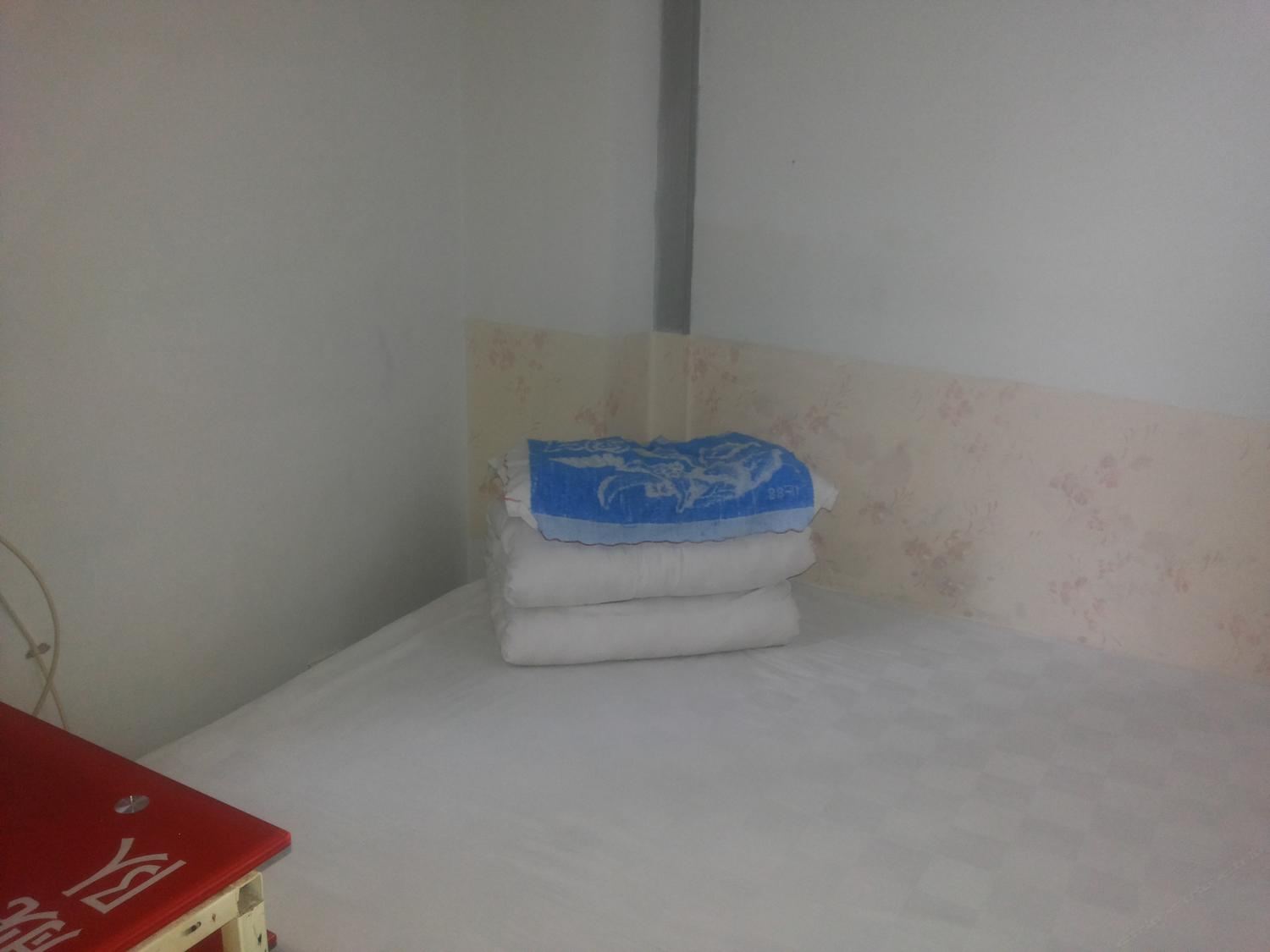 普通电脑大床房(无窗)