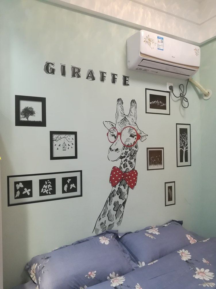 温馨之家一室榻榻米房